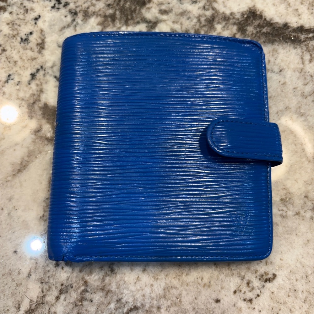 Louis Vuitton Vibrant Blue Textured Wallet **** rehabbed wallet *****